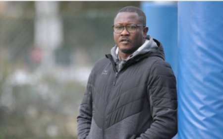 Ligue 2 française : Oumar Tchomogo sur le banc des Chamois Niortais à Dijon