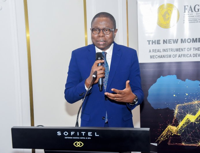 Dr Yambaye, “le Père du Fagace moderne“ : « Nous montrons patte blanche ! »