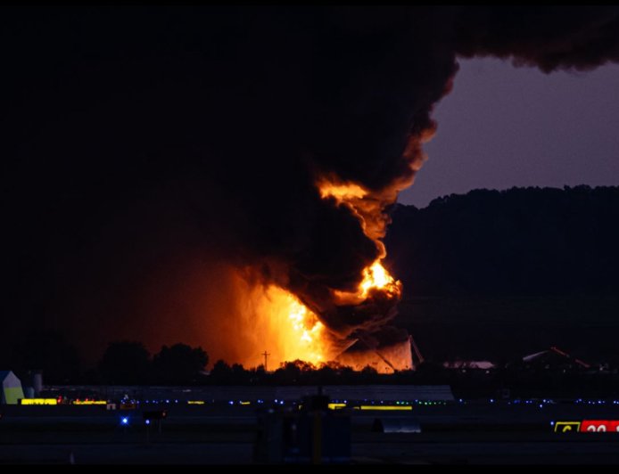 États-Unis : Crash d’un avion-cargo UPS à Louisville — au moins sept morts, l’enquête ouverte