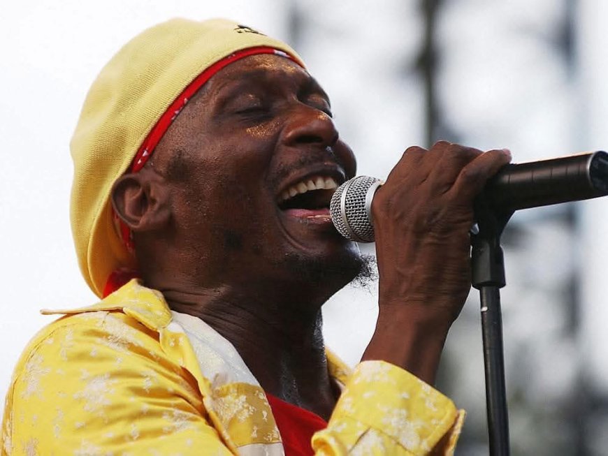 The Harder They Come », mais aujourd’hui la douleur est immense : le monde pleure Jimmy Cliff