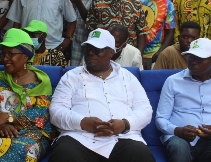 Tournée électorale 2026 : de Okounfo à Kaboua, le duo AKPONNA–YAYI maintient la ferveur et consolide la dynamique du BR