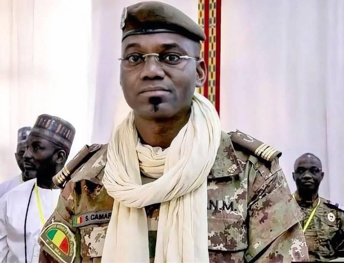 Mali : entre intensification des combats, recomposition stratégique et onde de choc politique