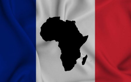 L’éternelle Françafrique