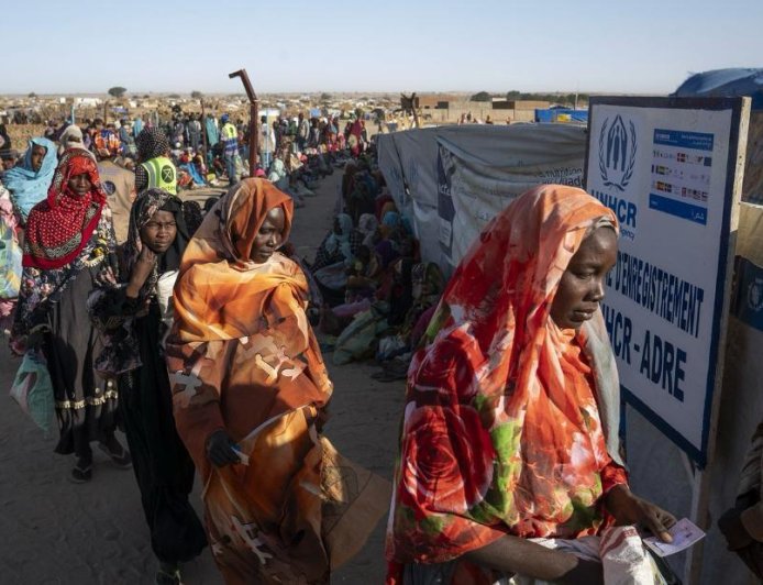 Soudan–Tchad : L’afflux de réfugiés s’accélère, le dispositif humanitaire sous pression